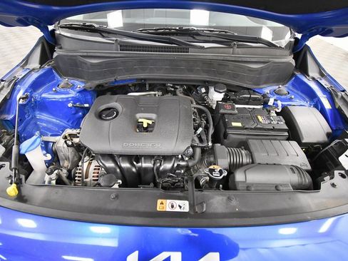 Certified 2023 Kia Seltos LX image 12