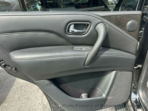 Used 2020 INFINITI QX80 Luxe w/ All-Season Package RWD image 18