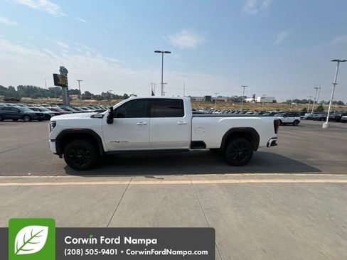 Used 2024 GMC Sierra 3500 AT4 w/ AT4 Premium Plus Package AWD/4WD image 4