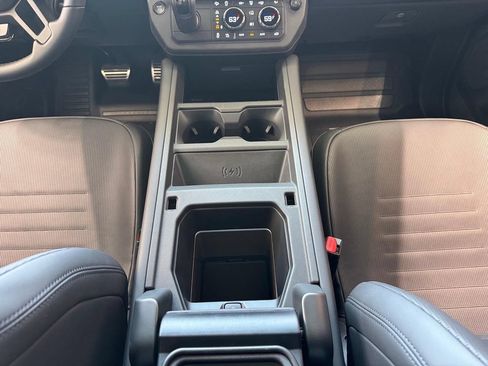 New 2026 Land Rover Defender 110 OCTA AWD/4WD image 14