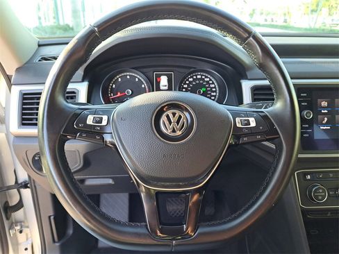 Used 2018 Volkswagen Atlas SE image 17