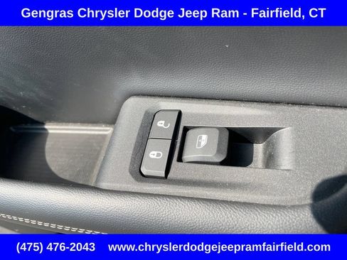 Certified 2023 Jeep Grand Cherokee Altitude AWD/4WD image 38