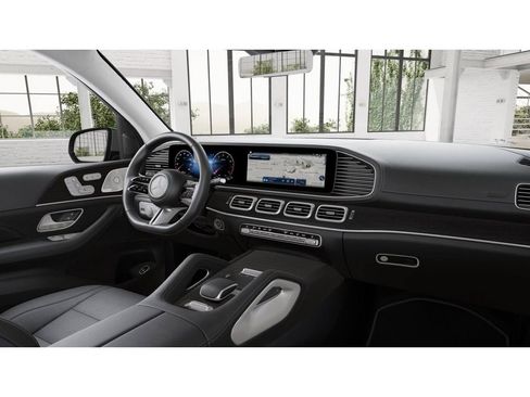 New 2026 Mercedes-Benz GLS 450 4MATIC image 6