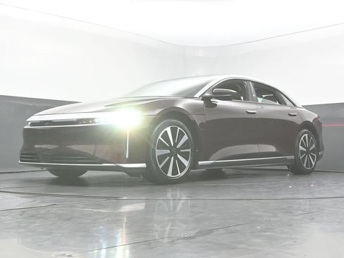Used 2023 Lucid Air Touring AWD/4WD image 44