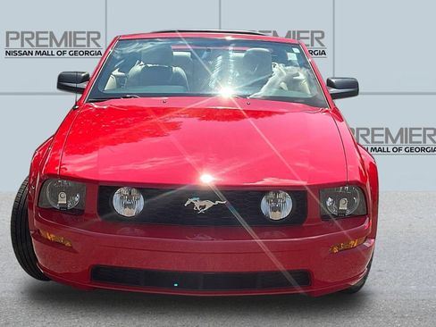 Used 2008 Ford Mustang GT RWD image 2