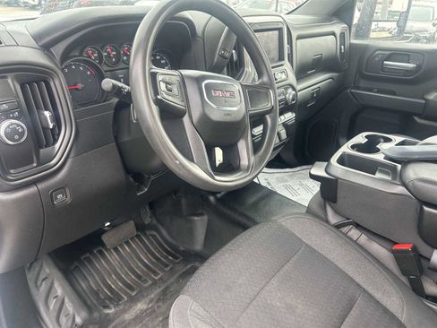 Used 2022 GMC Sierra 2500 Pro w/ Fleet Convenience Package image 10