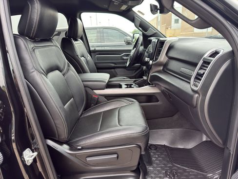 Used 2022 RAM 1500 Big Horn AWD/4WD image 39