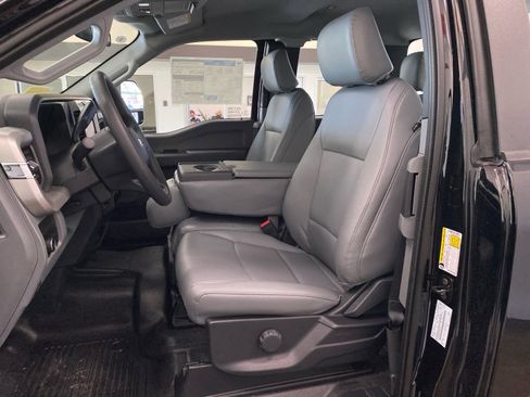 New 2026 Ford F250 XL w/ XL Chrome Package image 10