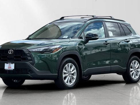 New 2026 Toyota Corolla Cross LE image 7