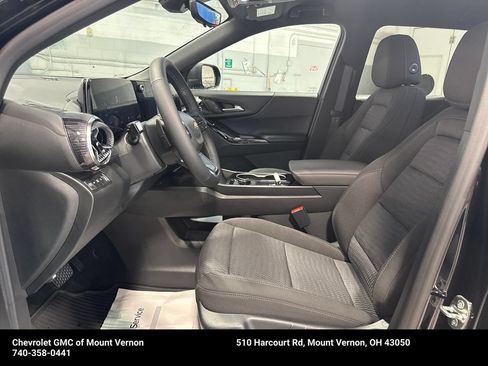New 2026 Chevrolet Equinox LT w/ Safety and Technology Package AWD/4WD image 28