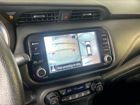 Used 2024 Nissan Kicks SR w/ SR Premium Package FWD image 26