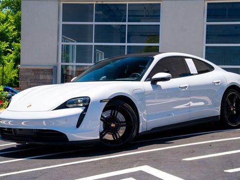 Used 2021 Porsche Taycan 4S AWD/4WD image 2