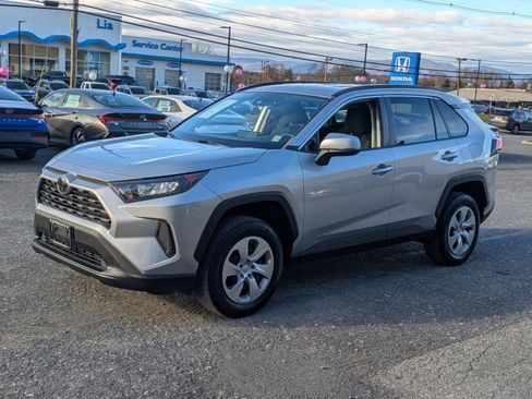Certified 2020 Toyota RAV4 LE image 8