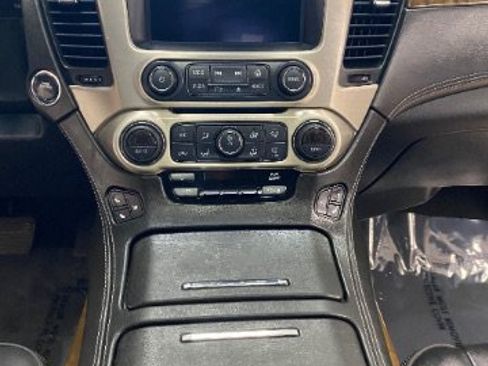 Used 2019 GMC Yukon Denali w/ Denali Ultimate Package AWD/4WD image 21