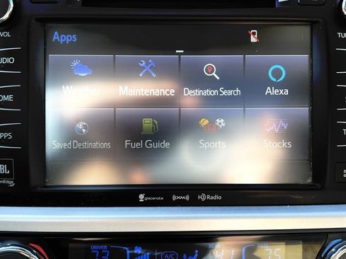 Used 2018 Toyota Highlander Limited image 28