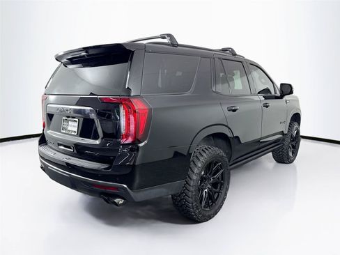 Used 2024 GMC Yukon AT4 w/ AT4 Premium Plus Package AWD/4WD image 2