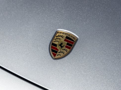 Certified 2022 Porsche 911 Carrera image 18