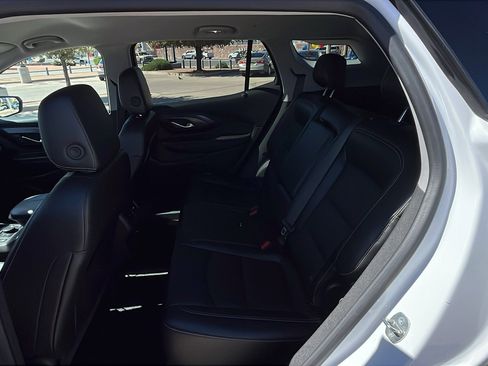 Certified 2024 GMC Terrain SLT image 24