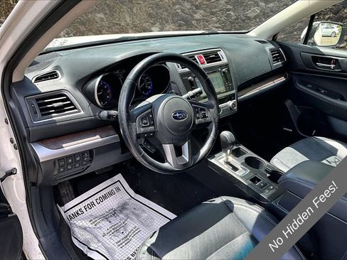 Used 2017 Subaru Outback 3.6R Limited AWD/4WD image 10