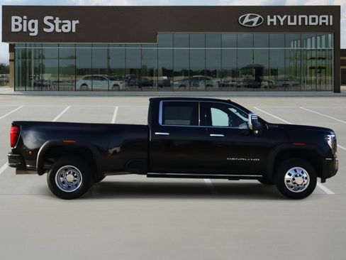 Used 2024 GMC Sierra 3500 Denali Ultimate image 5