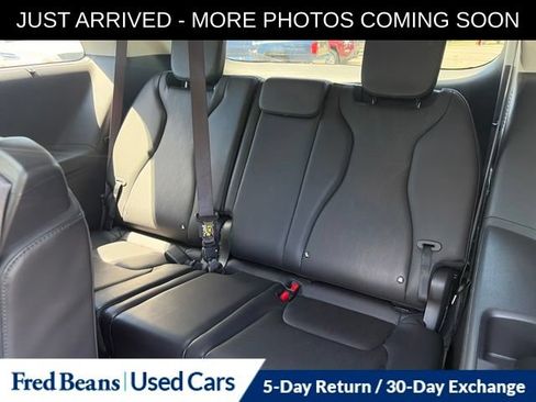 Used 2025 Kia Carnival SX FWD image 15