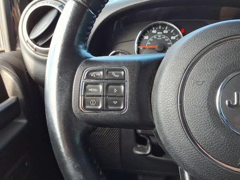 Certified 2018 Jeep Wrangler Sport AWD/4WD image 12