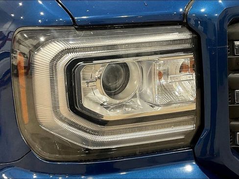 Used 2017 GMC Sierra 1500 SLE w/ Elevation Edition image 30