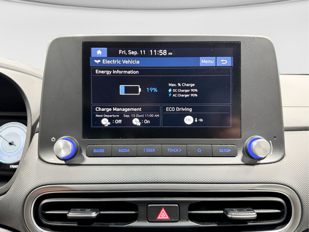 Used 2023 Hyundai Kona SE FWD image 12
