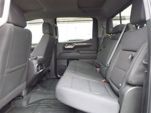 Used 2024 GMC Sierra 1500 Elevation w/ Preferred Package image 7