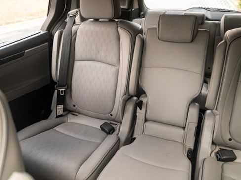 Used 2023 Honda Odyssey Elite image 54