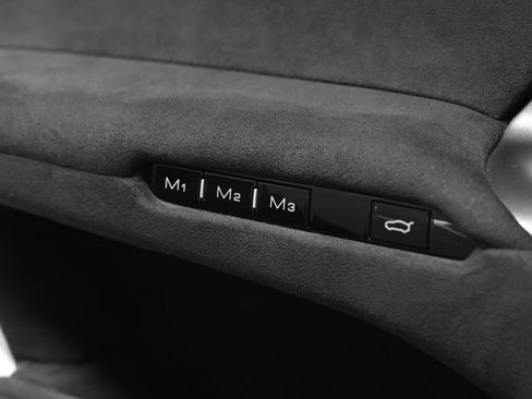 Certified 2025 Ferrari 12Cilindri RWD image 54
