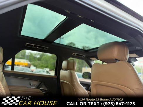 Used 2023 Land Rover Range Rover Sport SE image 25