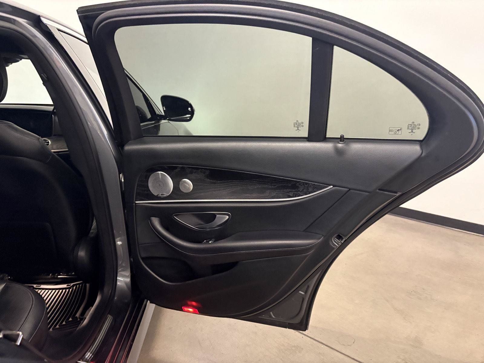 Used 2019 Mercedes-Benz E 450 4MATIC Sedan image 38