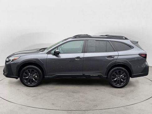Certified 2025 Subaru Outback Onyx Edition AWD/4WD image 2