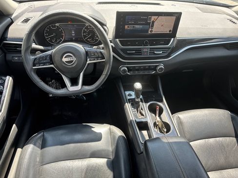 Used 2023 Nissan Altima 2.5 SR w/ SR Premium Package FWD image 22