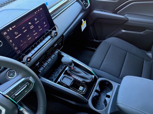 New 2026 GMC Canyon Elevation w/ Convenience Package image 20