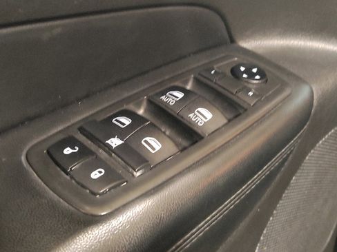 Used 2020 Jeep Grand Cherokee Limited w/ Luxury Group II AWD/4WD image 27