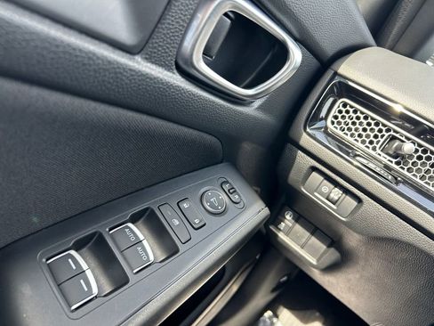 Used 2023 Honda Civic Sport image 26