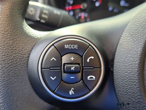 Certified 2021 Kia Soul S image 29