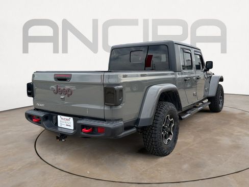 Used 2021 Jeep Gladiator Rubicon AWD/4WD image 10