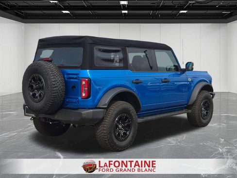 Certified 2023 Ford Bronco Wildtrak AWD/4WD image 5