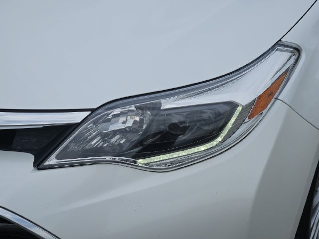 Used 2016 Toyota Avalon Limited w/ Protection Package FWD image 10
