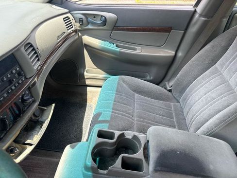 Used 2003 Chevrolet Impala FWD image 6