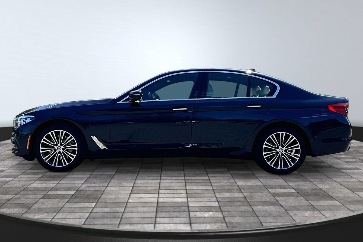 Used 2018 BMW 530i xDrive AWD/4WD image 4