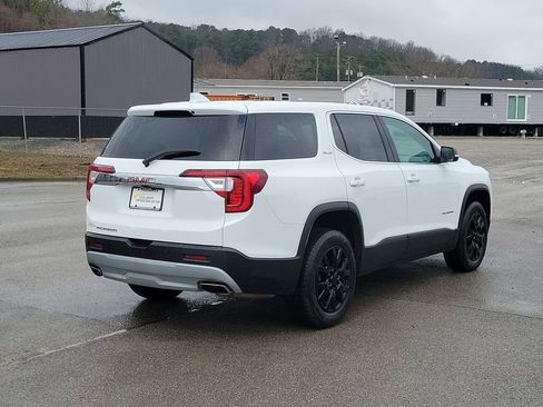 Used 2022 GMC Acadia SLE image 3