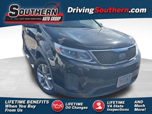 Used 2015 Kia Sorento LX image 1