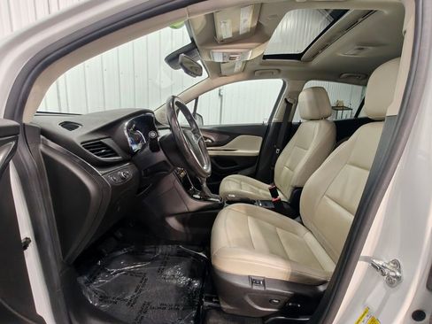Used 2019 Buick Encore Essence w/ Experience Buick Package AWD/4WD image 25