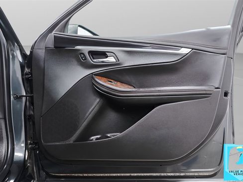 Used 2014 Chevrolet Impala LT image 34