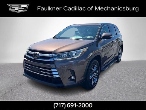 Used 2019 Toyota Highlander Limited Platinum AWD/4WD image 12