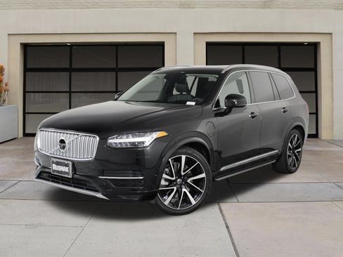 Used 2018 Volvo XC90 T8 Inscription w/ Luxury Package AWD/4WD image 3